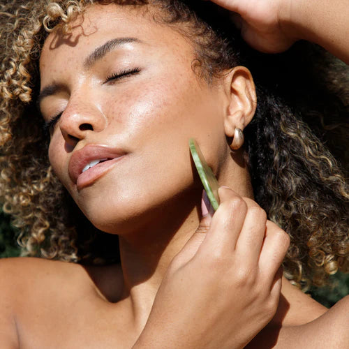 Gua Sha din Jad Natural 8cm – Sculpting Facial și Detoxifiere Limfatică