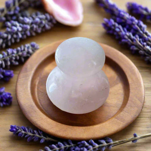 Gua Sha Ciupercă din Cuarț – Drenaj Facial, Lifting și Strălucire Naturală