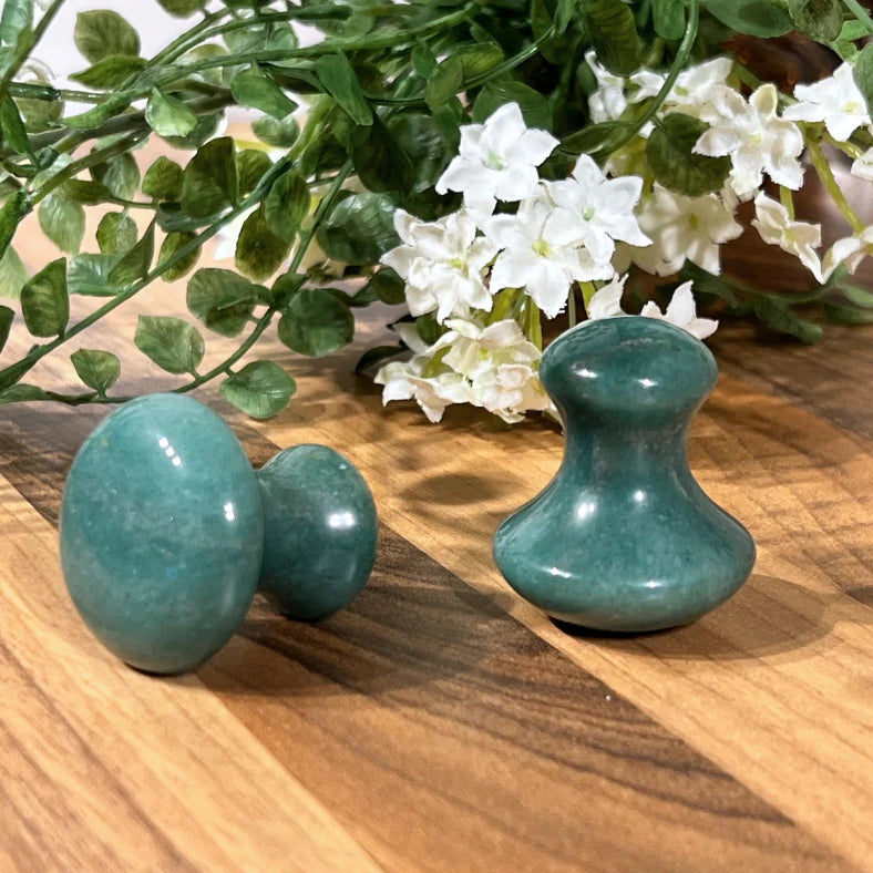 Gua Sha Ciupercă din Cuarț – Drenaj Facial, Lifting și Strălucire Naturală