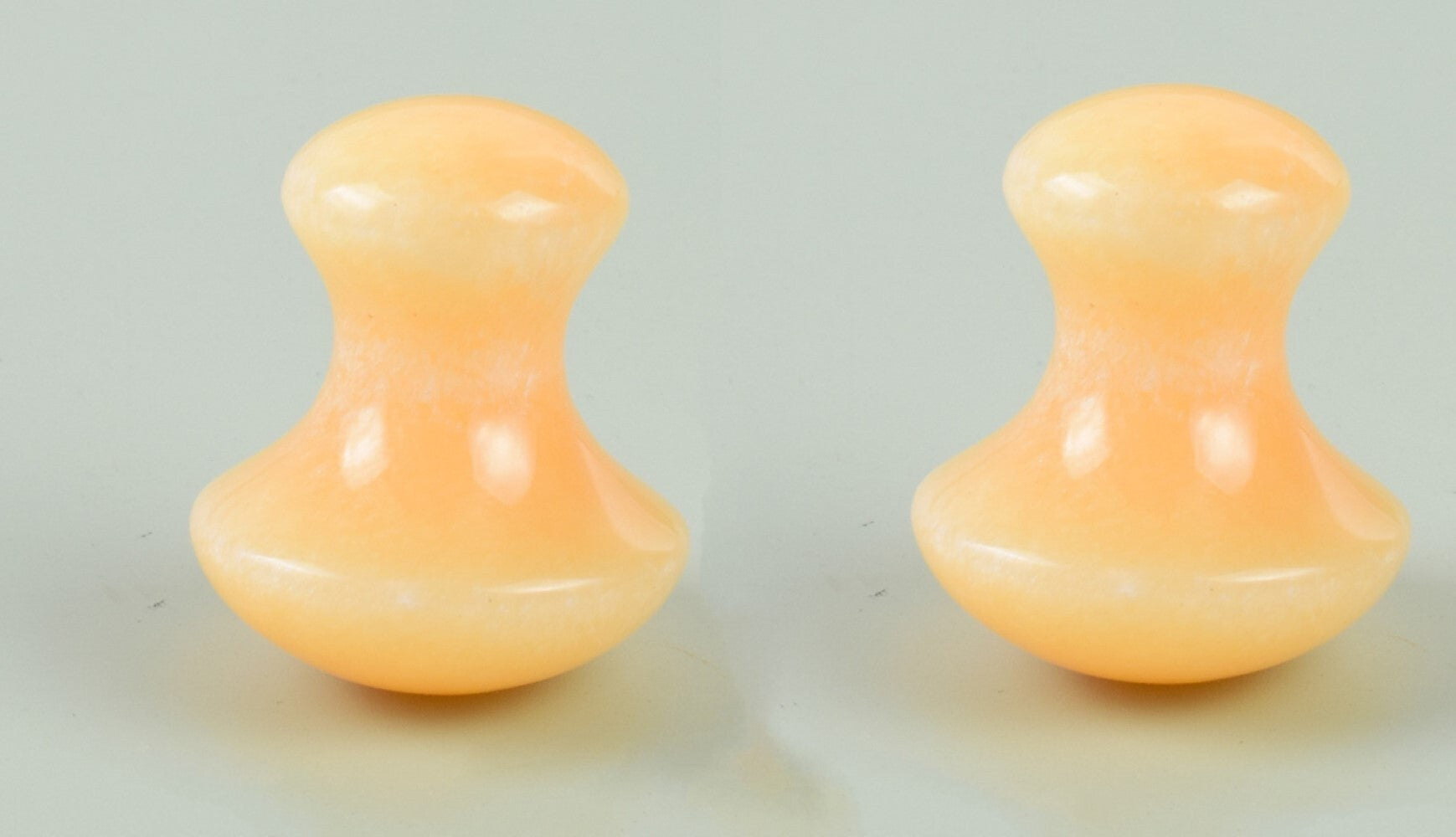 Gua Sha Ciupercă din Cuarț – Drenaj Facial, Lifting și Strălucire Naturală